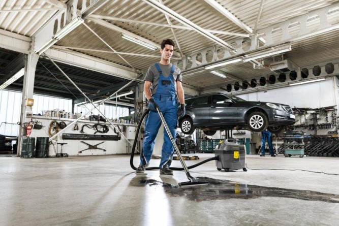 Пылесос влажной и сухой уборки Karcher NT 20/1 Ap  1.378-500.0