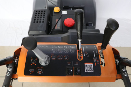 Снегоуборщик бензиновый VILLARTEC WB 1387ET