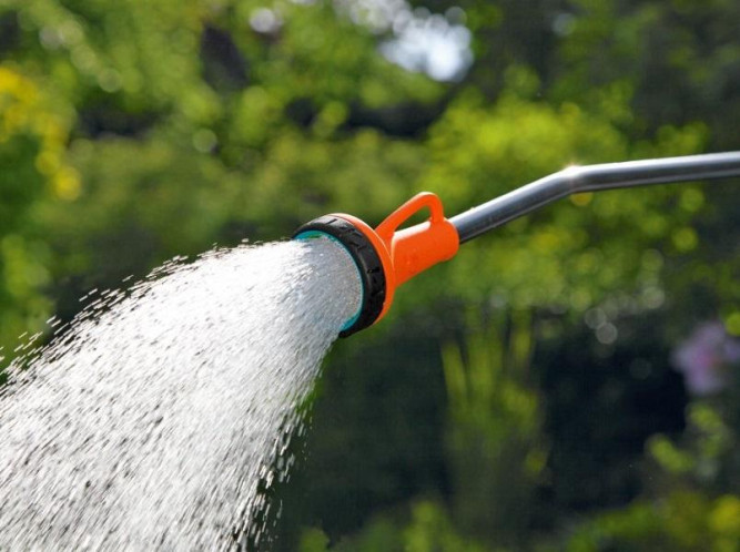 Штанга-распылитель для полива Classic GARDENA 18330-20.000.00 (старый код 08123-20.000.00)