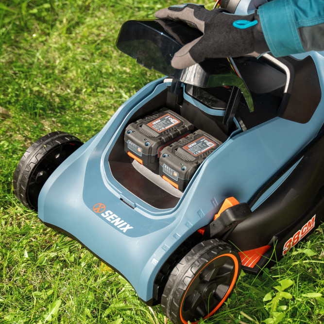 Газонокосилка аккумуляторная SENIX LPPX2-M1-EU 38см c АКБ и ЗУ