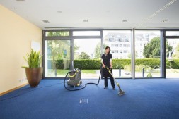 Моющий пылесос Karcher PUZZI 30/4 1.101-120.0