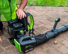 Воздуходув аккумуляторный, ранцевый Greenworks Арт. 2406407, 82V, бесщеточный, без АКБ и ЗУ