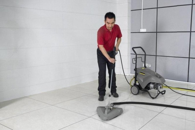 Мойка высокого давления Karcher HD 9/20-4 Classic  1.367-308