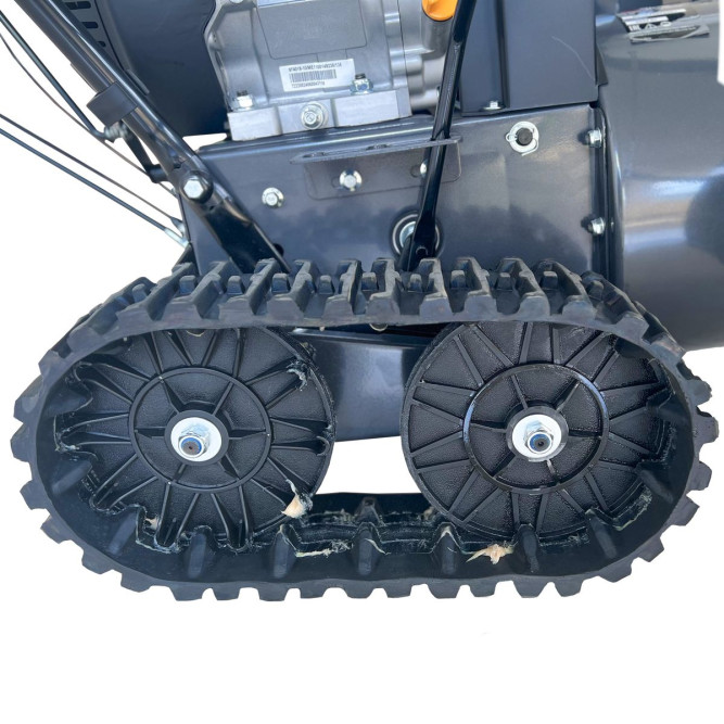 Бензиновый снегоуборщик EVOline SBG 700 TLE