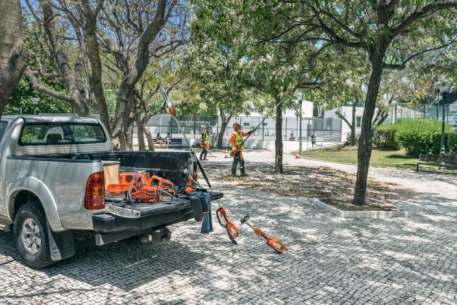 Электрический аккумуляторный воздуходув HUSQVARNA 536LiB 9672525-02