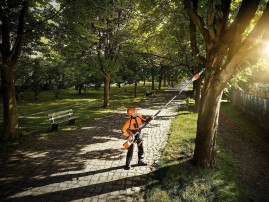 Аккумуляторный высоторез STIHL HTA 85 без аккумулятора