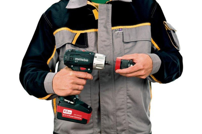 Аккумуляторная дрель-шуруповерт Metabo BS 18 LT Quick 602104890