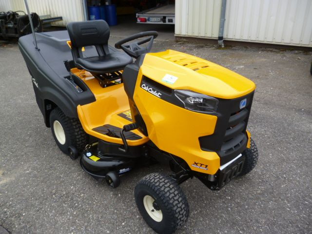 Минитрактор Cub Cadet XT1 OR95
