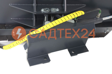 Отвал для снега Baumech с гидравлическим поворотом 120 см