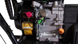Снегоуборщик бензиновый Champion ST656