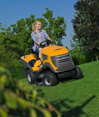 Садовый трактор Stiga Estate 7122 HWS