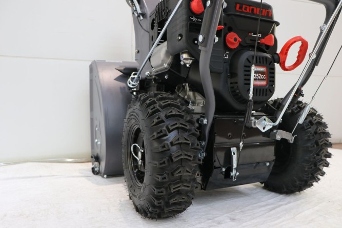 Снегоуборщик бензиновый VILLARTEC WB 9066E