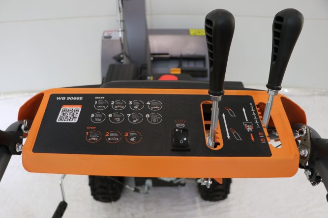 Снегоуборщик бензиновый VILLARTEC WB 9066E