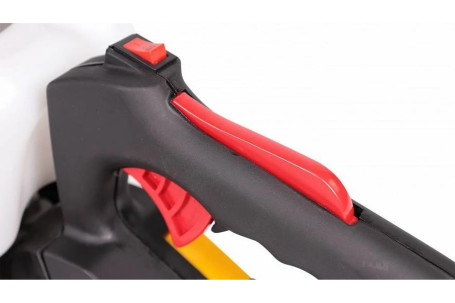 Бензоножницы CHAMPION HT626R