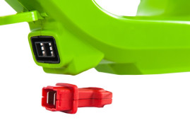 Снегоуборщик аккумуляторный Greenworks GD40SSK4, 40V, 30 см, бесщеточный, с 1хАКБ 4 Ач и ЗУ