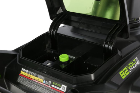 Снегоуборщик аккумуляторный Greenworks Арт. 2602507, 82V, 56 см, бесщеточный, без АКБ и ЗУ