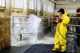 Профессиональное средство RM 92 AGRI щелочное для доильных помещений, 10л Karcher 6.295-656.0