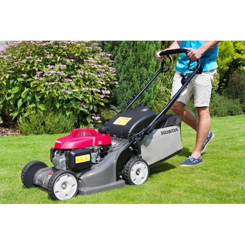 Самоходная бензиновая газонокосилка Honda HRX 426 SDE