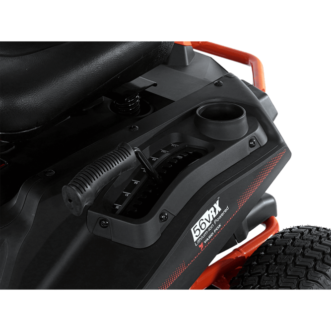 Аккумуляторный Садовый трактор YARD FOX T 96 SB