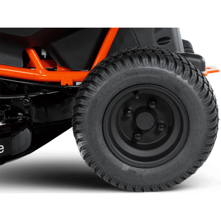 Аккумуляторный Садовый трактор YARD FOX T 96 SB
