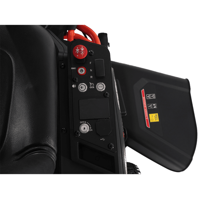 Аккумуляторный Садовый трактор YARD FOX T 96 SB