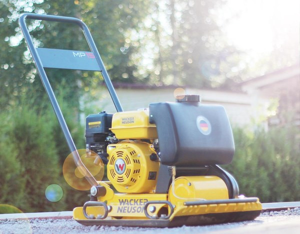 Виброплита прямоходная WACKER NEUSON MP 15