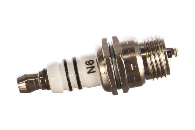 Свеча зажигания Champion IGP N6 (двухтактные двиг. Chаmpion138,255;MC Culloch) посадка конус