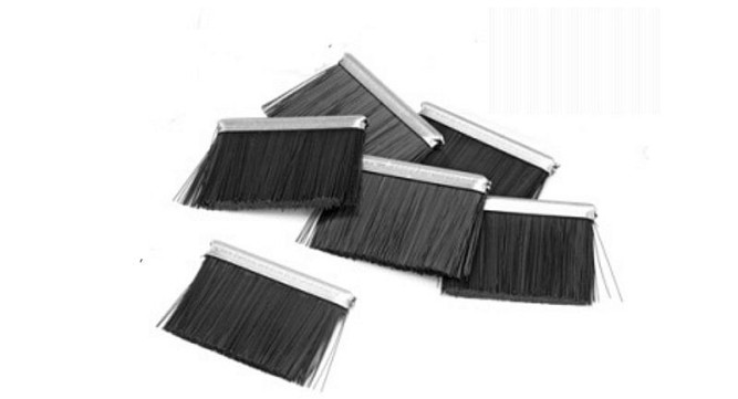 Комплект колесных щеток, сменные элементы Husqvarna 5819820-01 (320, 330X)