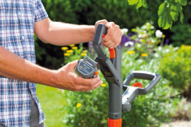 Триммер аккумуляторный GARDENA EasyCut Li-18/23R 09823