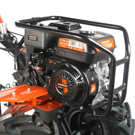 Мотоблок бензиновый ПАТРИОТ УРАЛ (колеса 19х7-8)