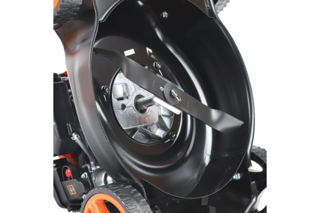 Бензиновая газонокосилка PATRIOT PT 400