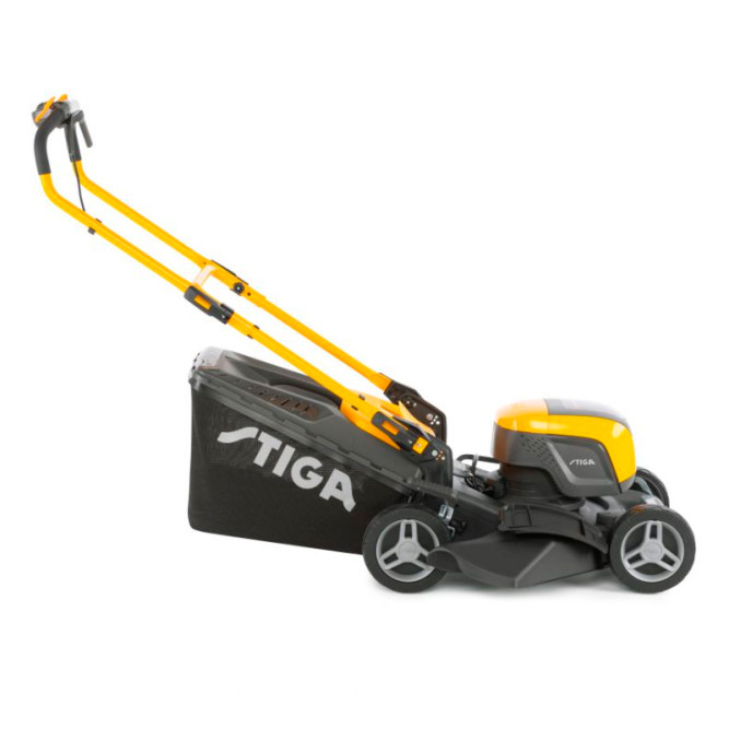 Аккумуляторная газонокосилка Stiga Combi 48 SQ DAE