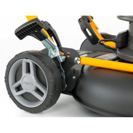 Аккумуляторная газонокосилка Stiga Multiclip 47 DAE