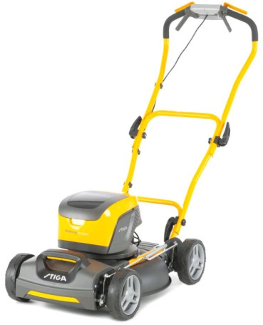 Аккумуляторная газонокосилка Stiga Multiclip 47 S DAE