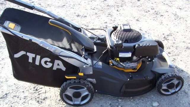Газонокосилка бензиновая Stiga TWINCLIP 50 SEQ B