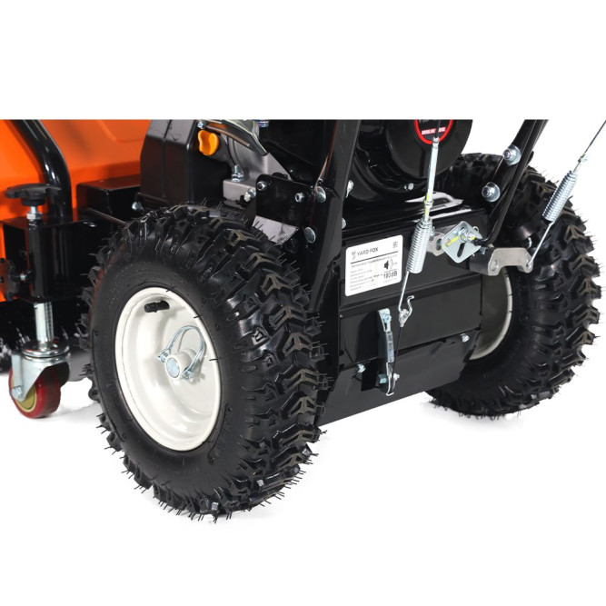 Подметальная машина YARD FOX 600SL