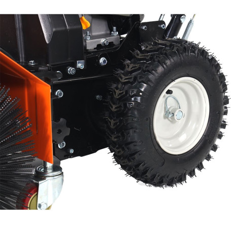 Подметальная машина YARD FOX 600SL