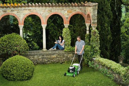 Газонокосилка бензиновая VIKING MB 253.1 63710113404