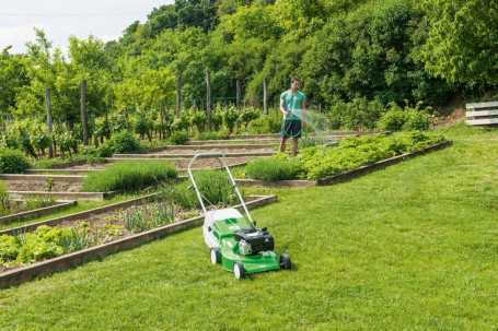 Газонокосилка бензиновая VIKING MB 253.1 63710113404