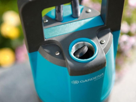 Насос для скважин и колодцев GARDENA 5500/3 Classic 01461