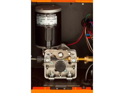 Сварочный инвертор Сварог ARCTIC MIG 250 Y (J04)