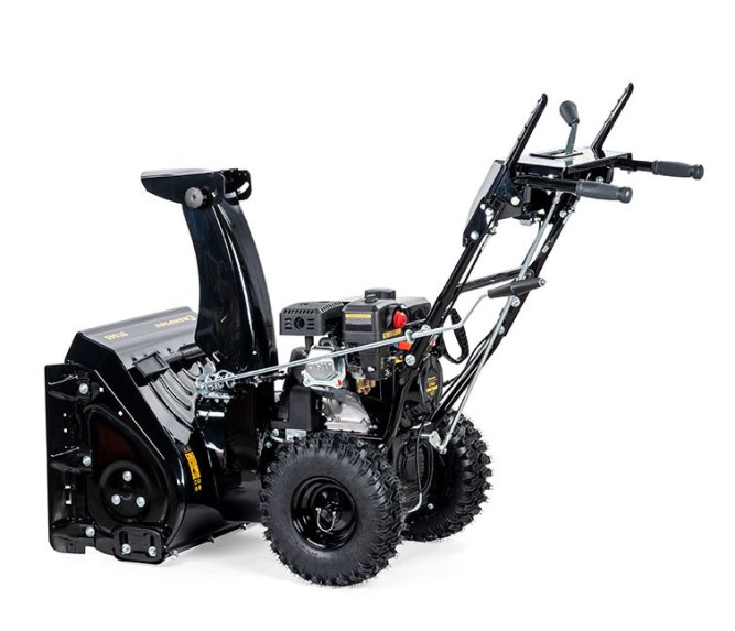 Снегоуборщик Champion ST663 в Санкт-Петербурге