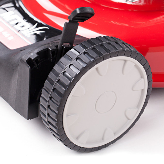 Газонокосилка бензиновая несамоходная MTD 46 B