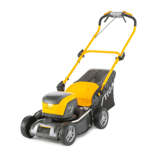 Аккумуляторная газонокосилка Stiga Combi 43 SQ DAE