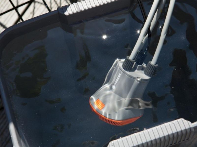 Комплект для полива в выходные дни с емкостью 9 л GARDENA 01266-20.000.00