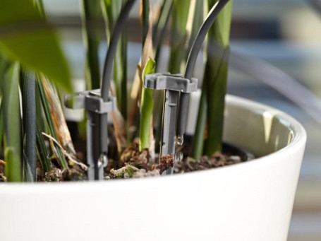 Комплект для полива в выходные дни с емкостью 9 л GARDENA 01266-20.000.00