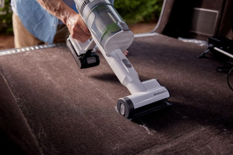 Пылесос беспроводной вертикальный аккумуляторный Greenworks 4701107UB, 24V,  с 1хАКБ 4 Ач и ЗУ