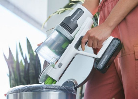 Пылесос беспроводной вертикальный аккумуляторный Greenworks 4701107UB, 24V,  с 1хАКБ 4 Ач и ЗУ