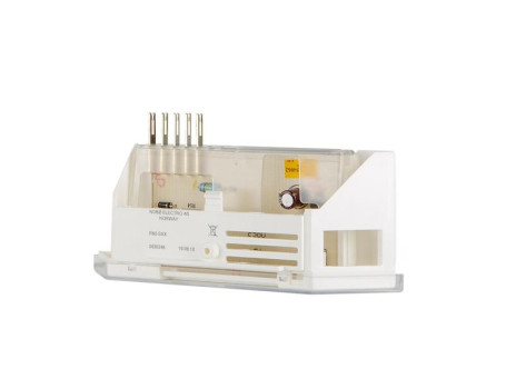 Термостат NOBO R80 SXX без ручных настроек получающий настройки по кабелю от термостатов R80