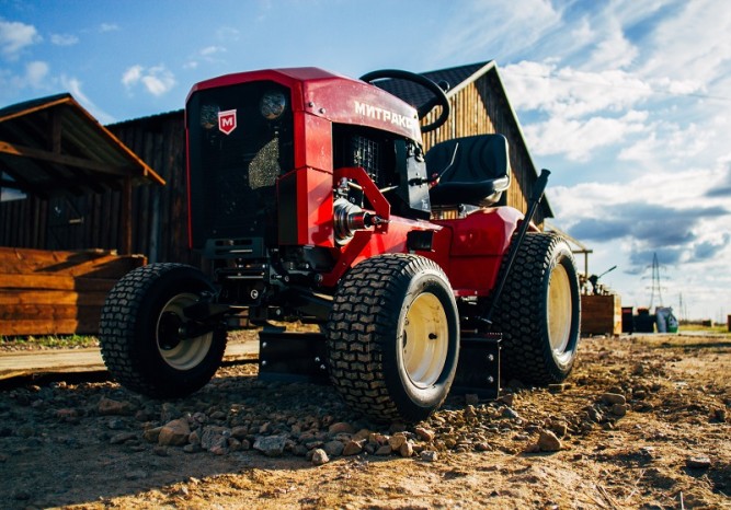 Многофункциональный трактор Митракс Т10